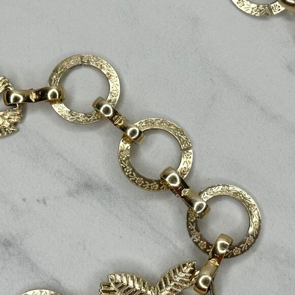 Lightweight Textured Gold Chain Link Belt XS/S Leaf Detail Adjustable โจ - Picture 11 of 13